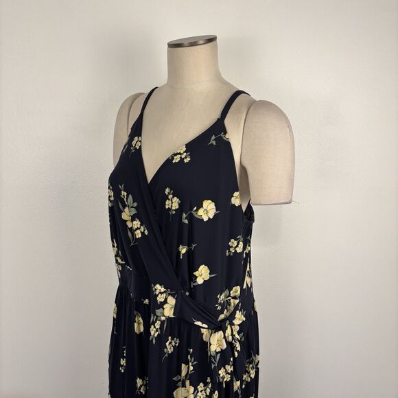 NWT Kaileigh Women's 2X Rica Navy Floral Faux Wrap Tie Knit Crop Jumpsuit - Picture 3 of 6